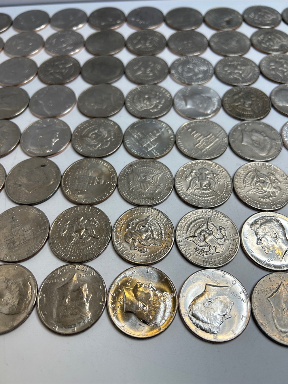 Large Estate Sale Kennedy Half Dollars Coin Lot Face Value $44 Coin Collection - Picture 3 of 7